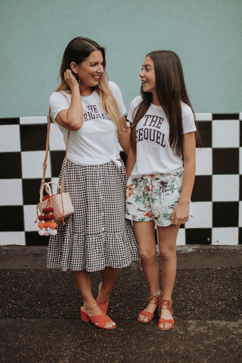 From California prints to classic gingham, summer outfits for the entire family that are budget friendly. Read more to find out what I found at Old Navy.
