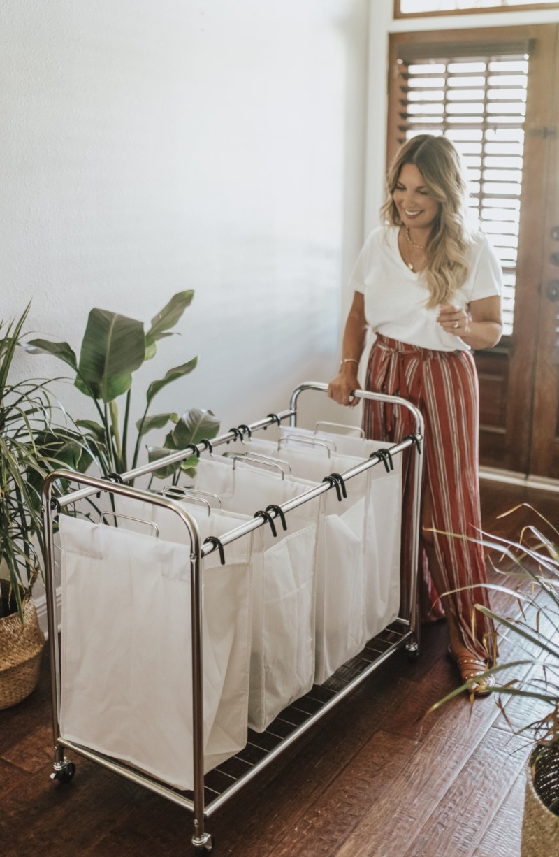 Laundry room makeover with Stage is on the blog. I’m trying to create better habits and a better lifestyle of tidiness. Take a peek at the complete look.