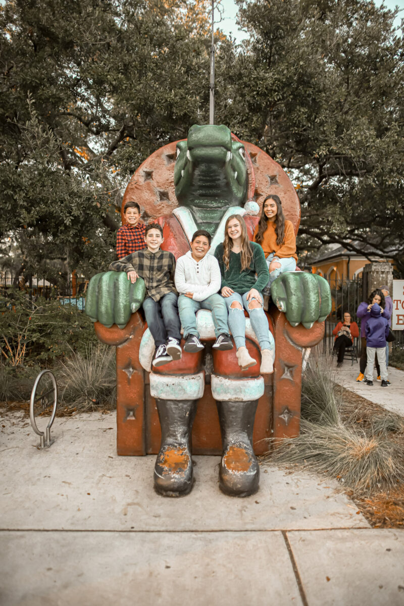 CELEBRATION IN THE OAKS WITH THE FAMILY IS A TRADITION EVERY HOLIDAY SEASON. CHRISTMAS LIGHTS, HOT CHOCOLATE, SANTA PICTURES, ROLLER COASTERS AND MORE.