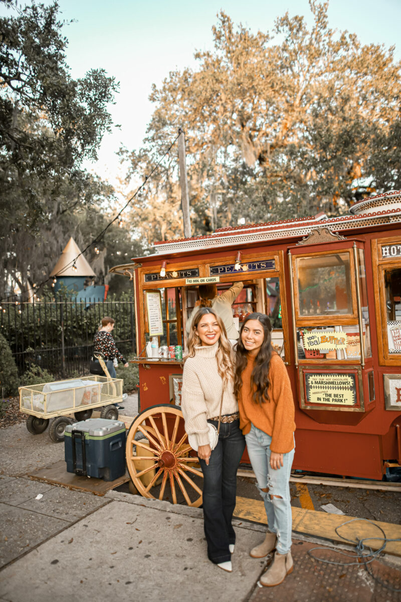 CELEBRATION IN THE OAKS WITH THE FAMILY IS A TRADITION EVERY HOLIDAY SEASON. CHRISTMAS LIGHTS, HOT CHOCOLATE, SANTA PICTURES, ROLLER COASTERS AND MORE.