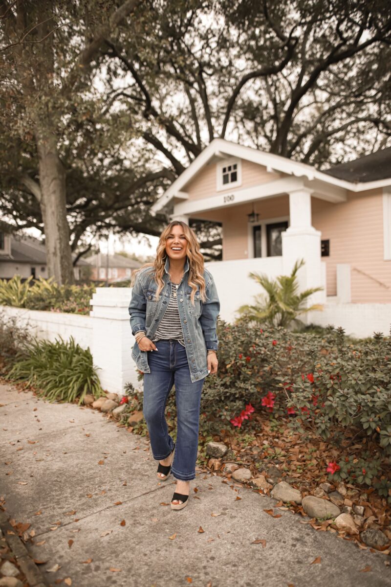 STAPLE ITEMS IN MY CLOSET ALL UNDER $50- DENIM, BASIC WHITE TEE, STRIPES, AND MORE. AFFORDABLE FASHION FOR ALL SHAPES AND SIZES.