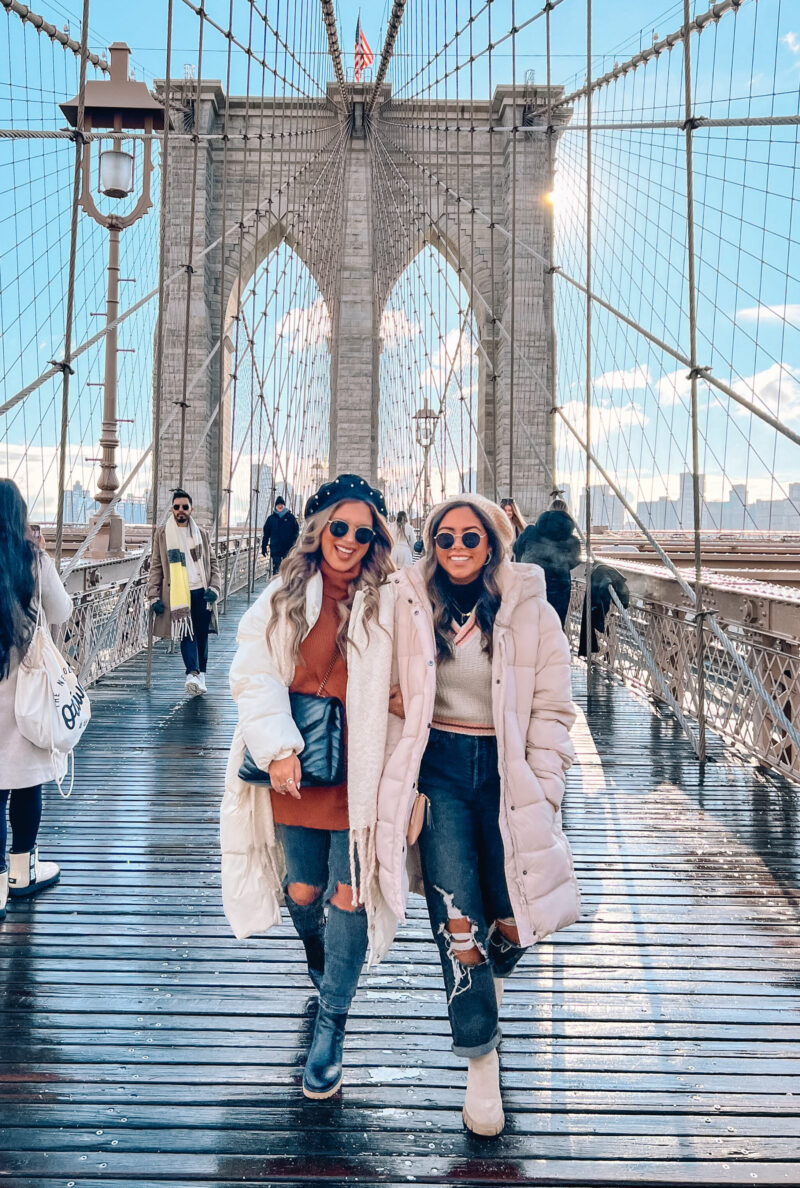 3 DAY ITINERARY FOR A WEEKEND IN MANHATTAN. MY FAVORITE RESTAURANTS AND SIGHTS TO SEE AND MORE IS ON THE BLOG.